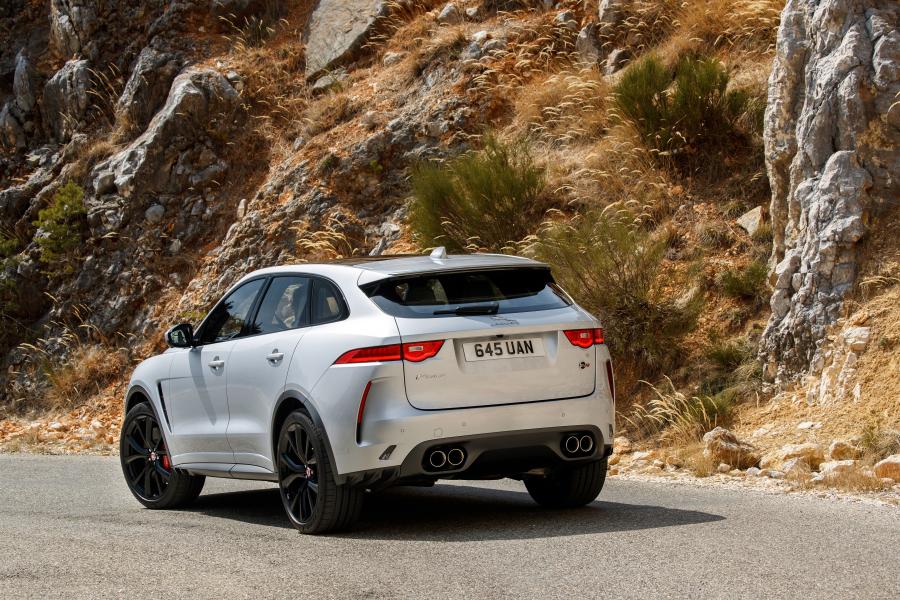  Jaguar F-Pace SVR 2018 года  (WW) (фото 76 из 115)